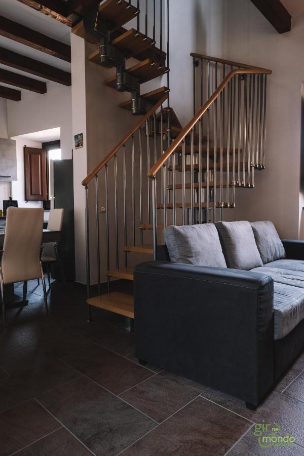 Giro Nel Mondo Apartments Κατάνια Εξωτερικό φωτογραφία