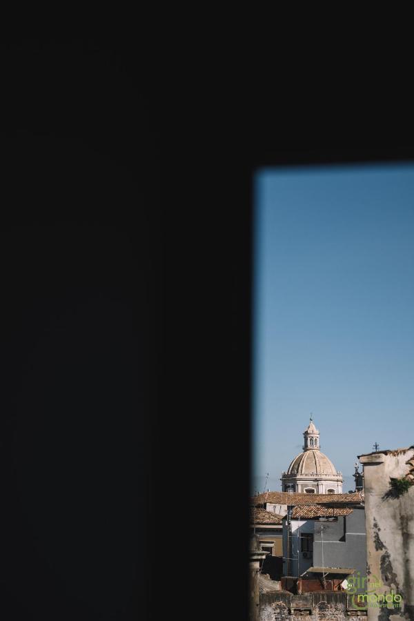 Giro Nel Mondo Apartments Κατάνια Εξωτερικό φωτογραφία