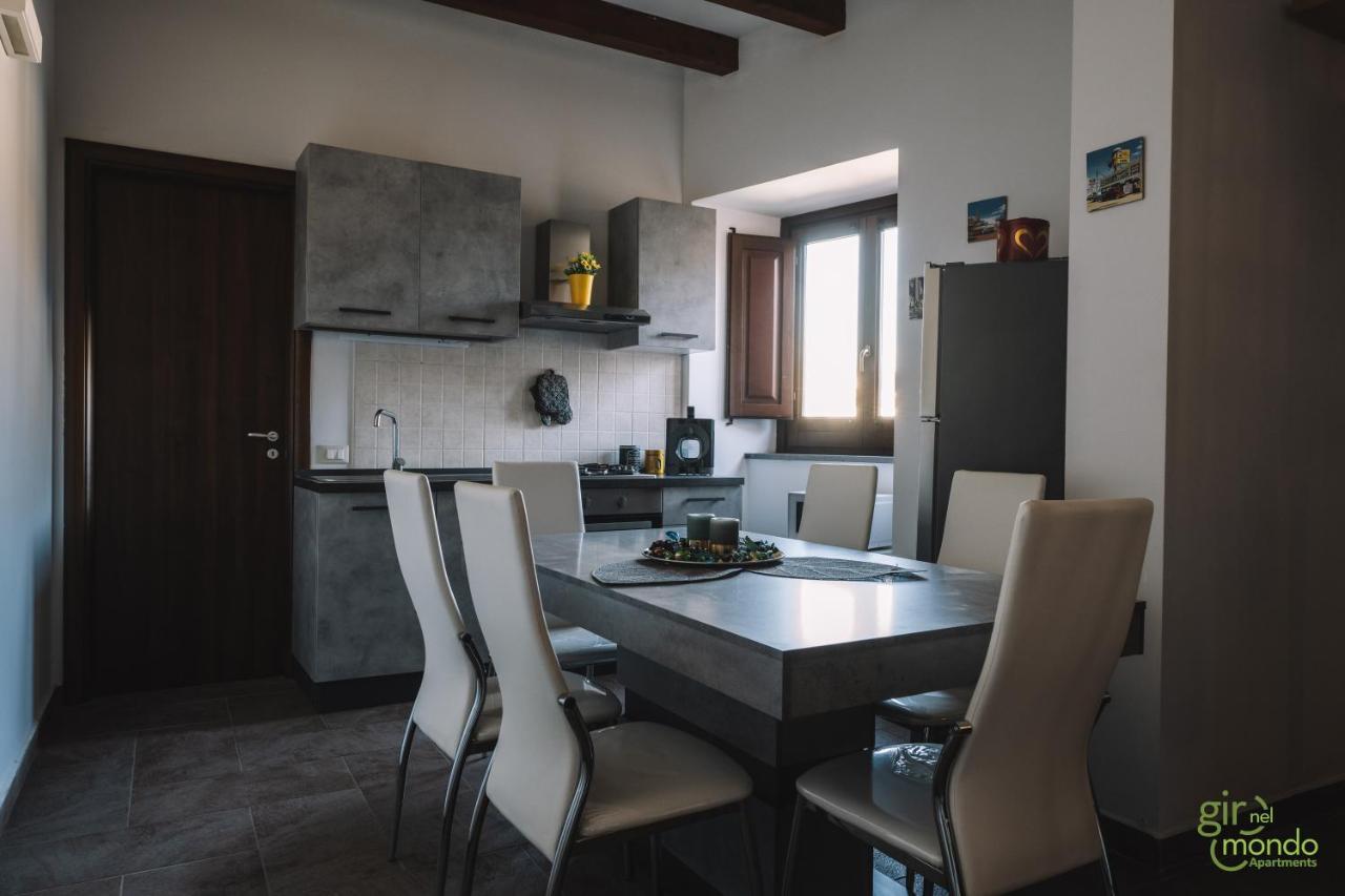 Giro Nel Mondo Apartments Κατάνια Εξωτερικό φωτογραφία